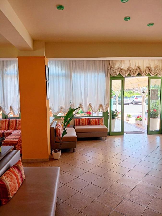 Costa Del Sole Only Room ミラノ・マリッティマ エクステリア 写真