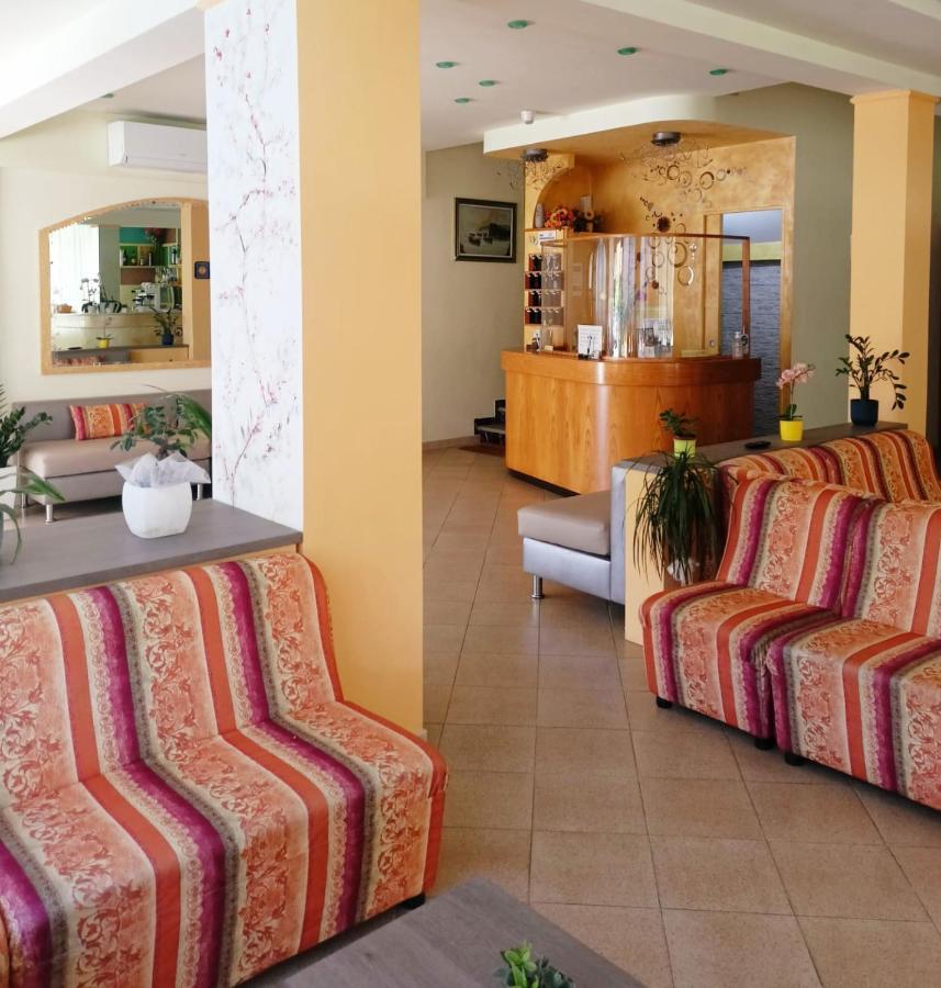Costa Del Sole Only Room ミラノ・マリッティマ エクステリア 写真