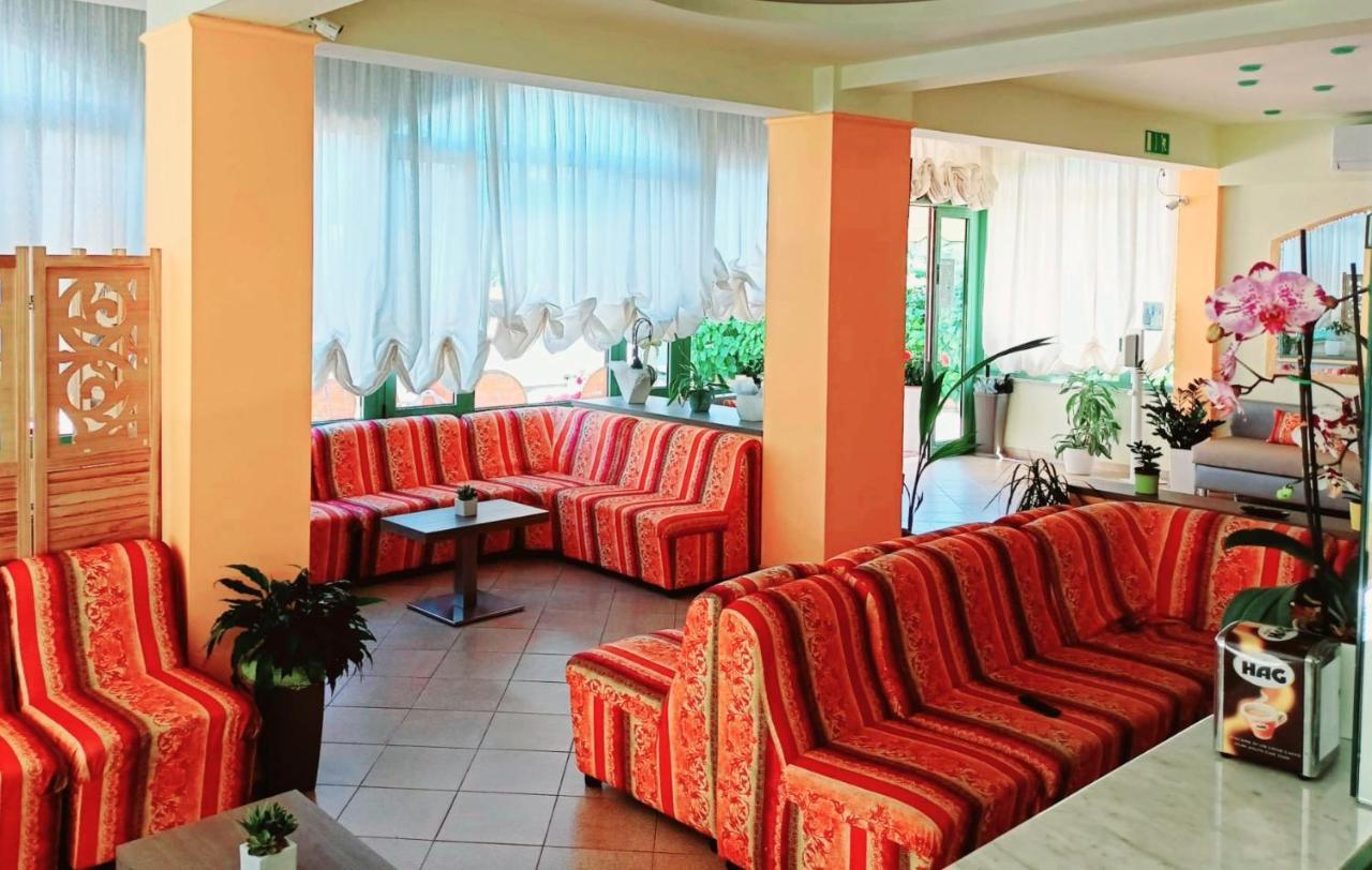 Costa Del Sole Only Room ミラノ・マリッティマ エクステリア 写真