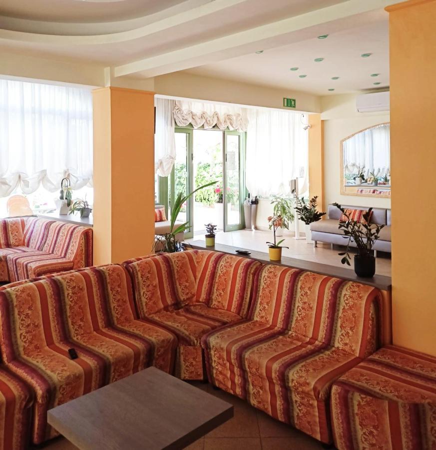 Costa Del Sole Only Room ミラノ・マリッティマ エクステリア 写真
